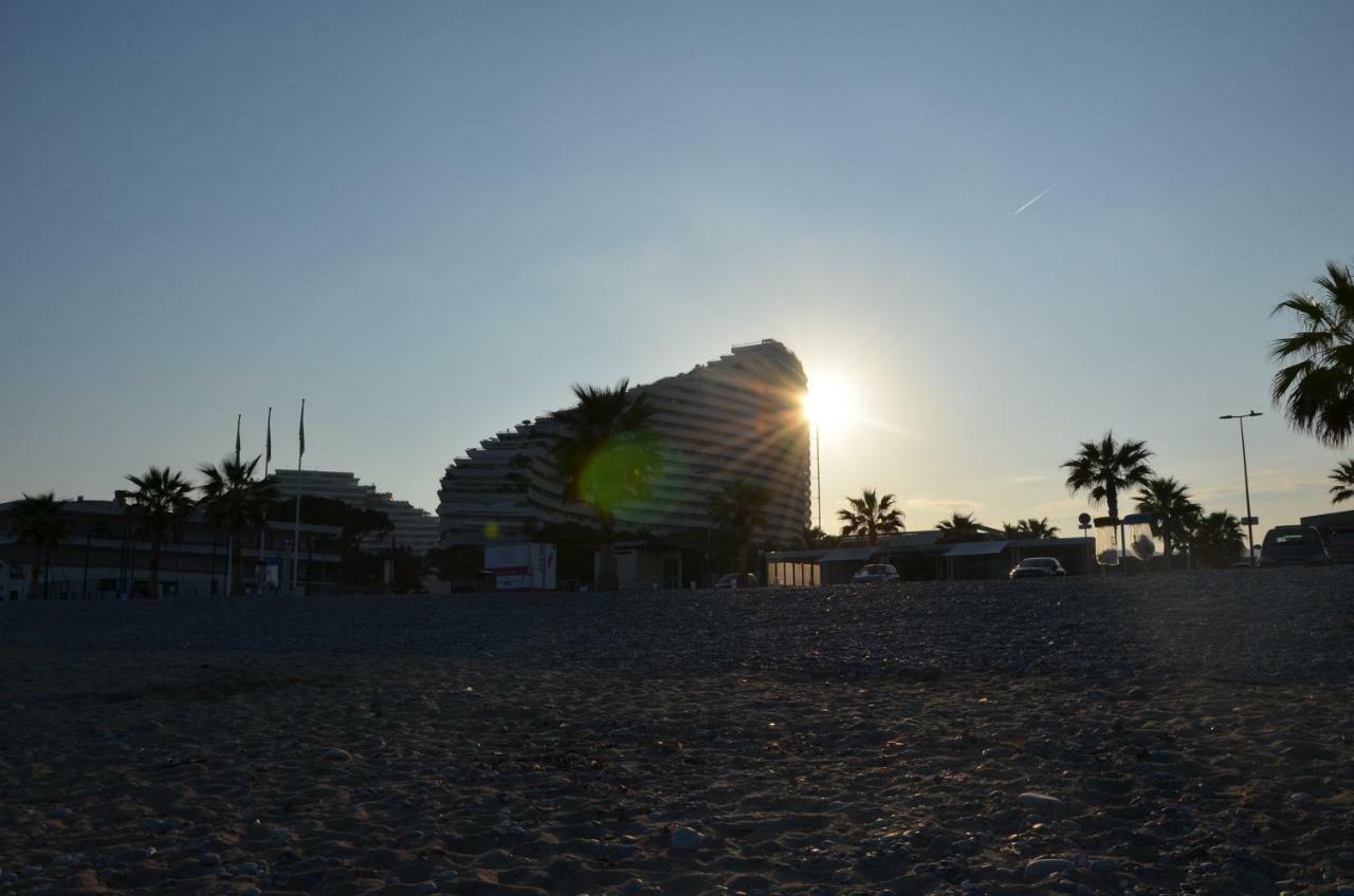Appartement FAME - Marina baie des Anges à Villeneuve-Loubet Extérieur photo
